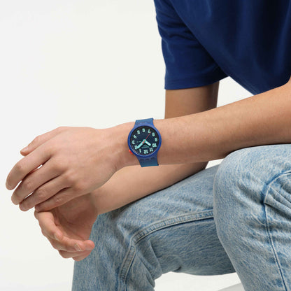 ESSENTIALLY BOLD - SWATCH