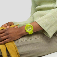 Charger l&#39;image dans la galerie, YELLOW JOY - SWATCH
