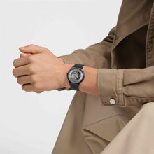 Charger l&#39;image dans la galerie, TRAIN THE HANDS - SWATCH
